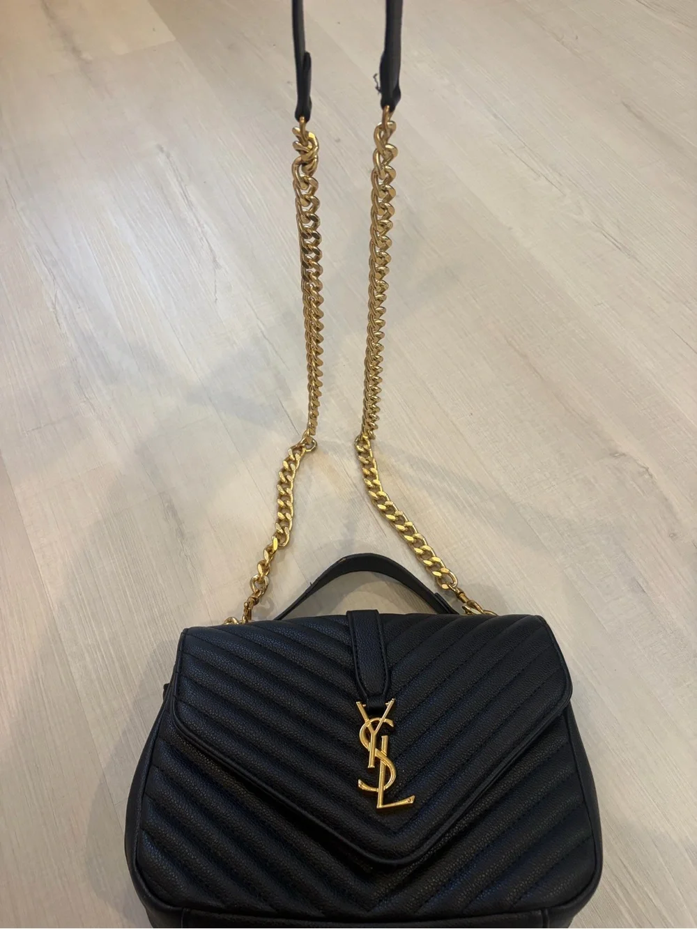 N/A satchel black